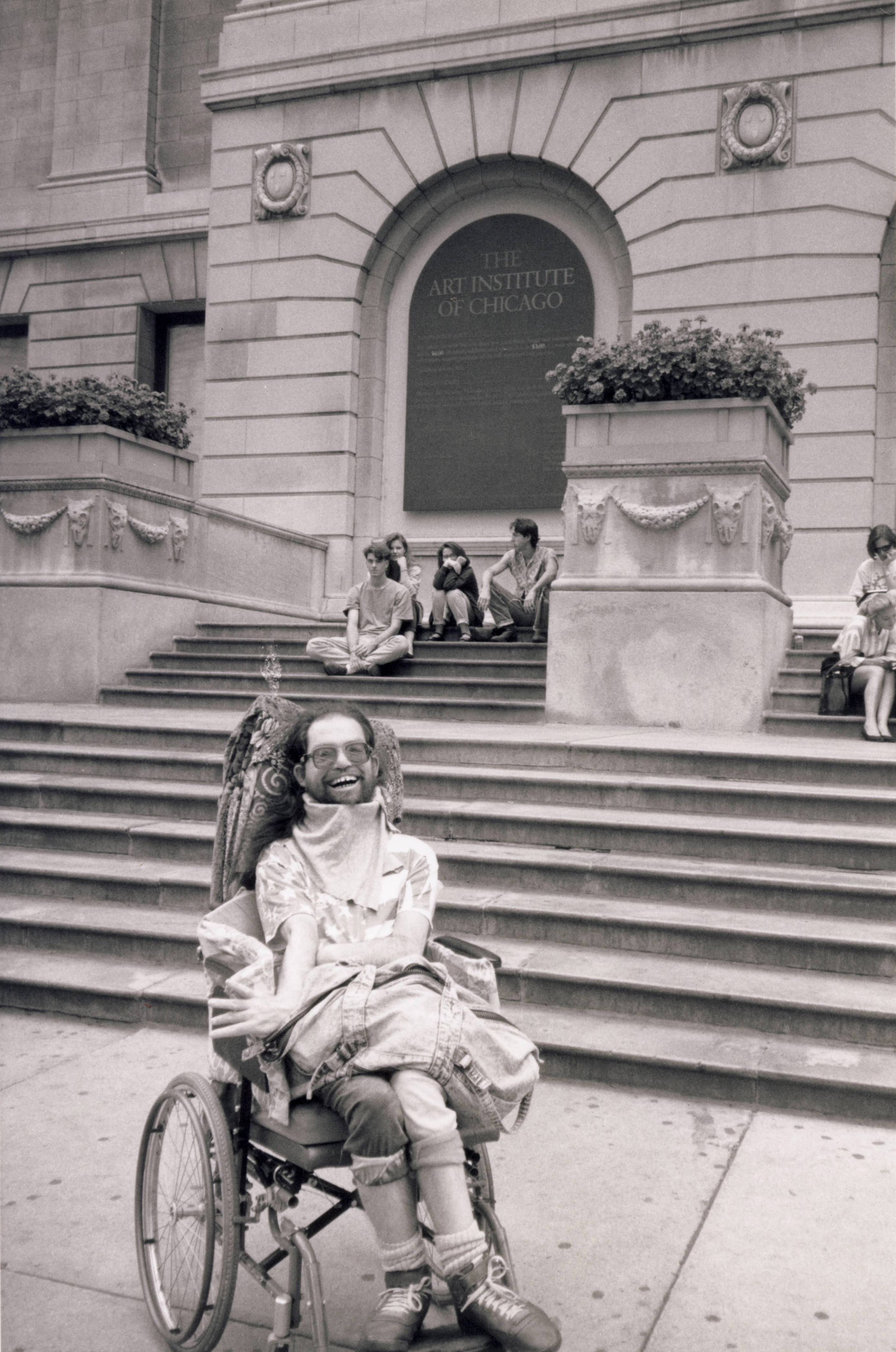 Frank Moore in front of the Art Institute of Chicago